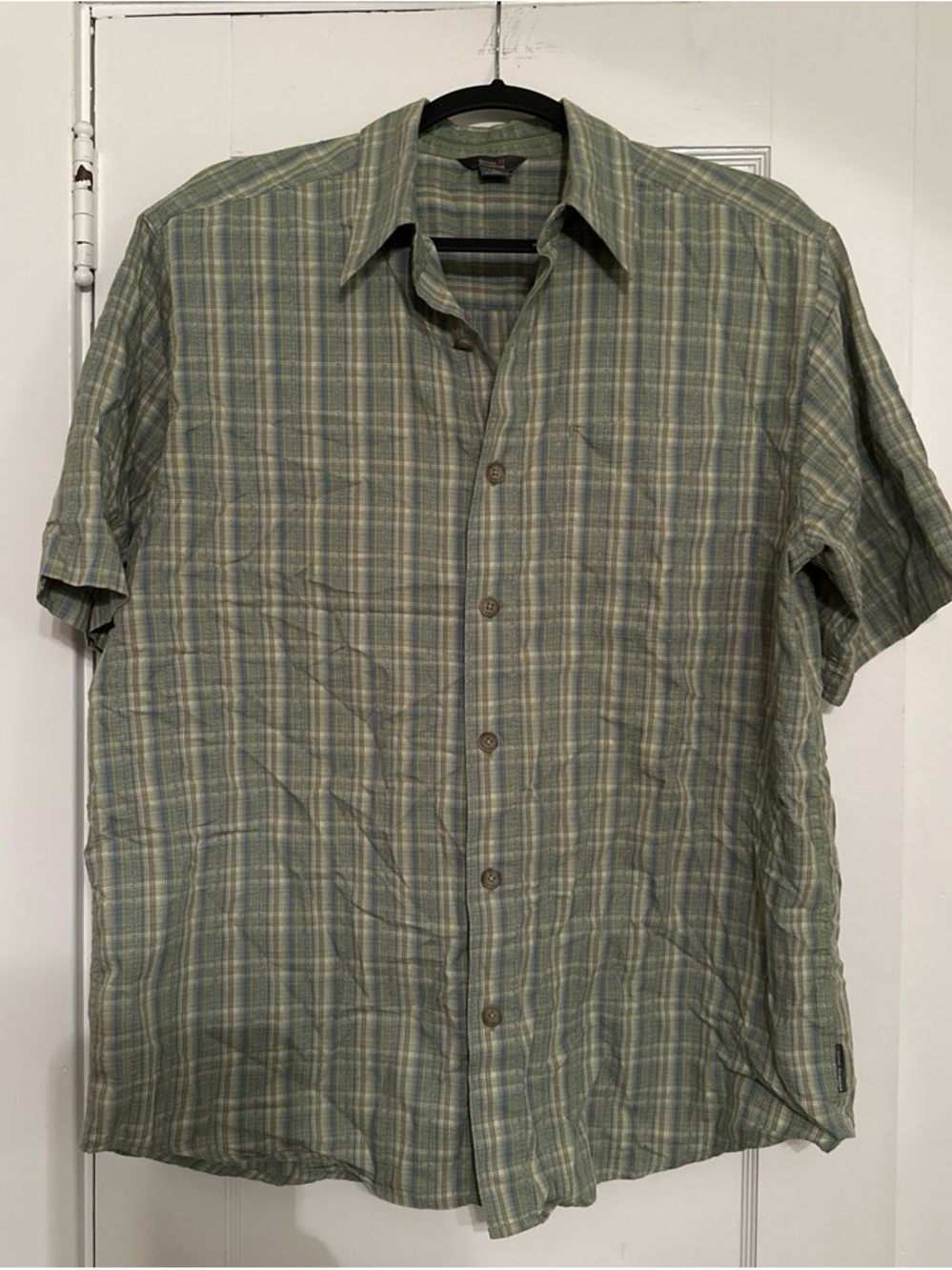Royal Robbins Green Plaid Short-Sleeve Button-Down Shirt